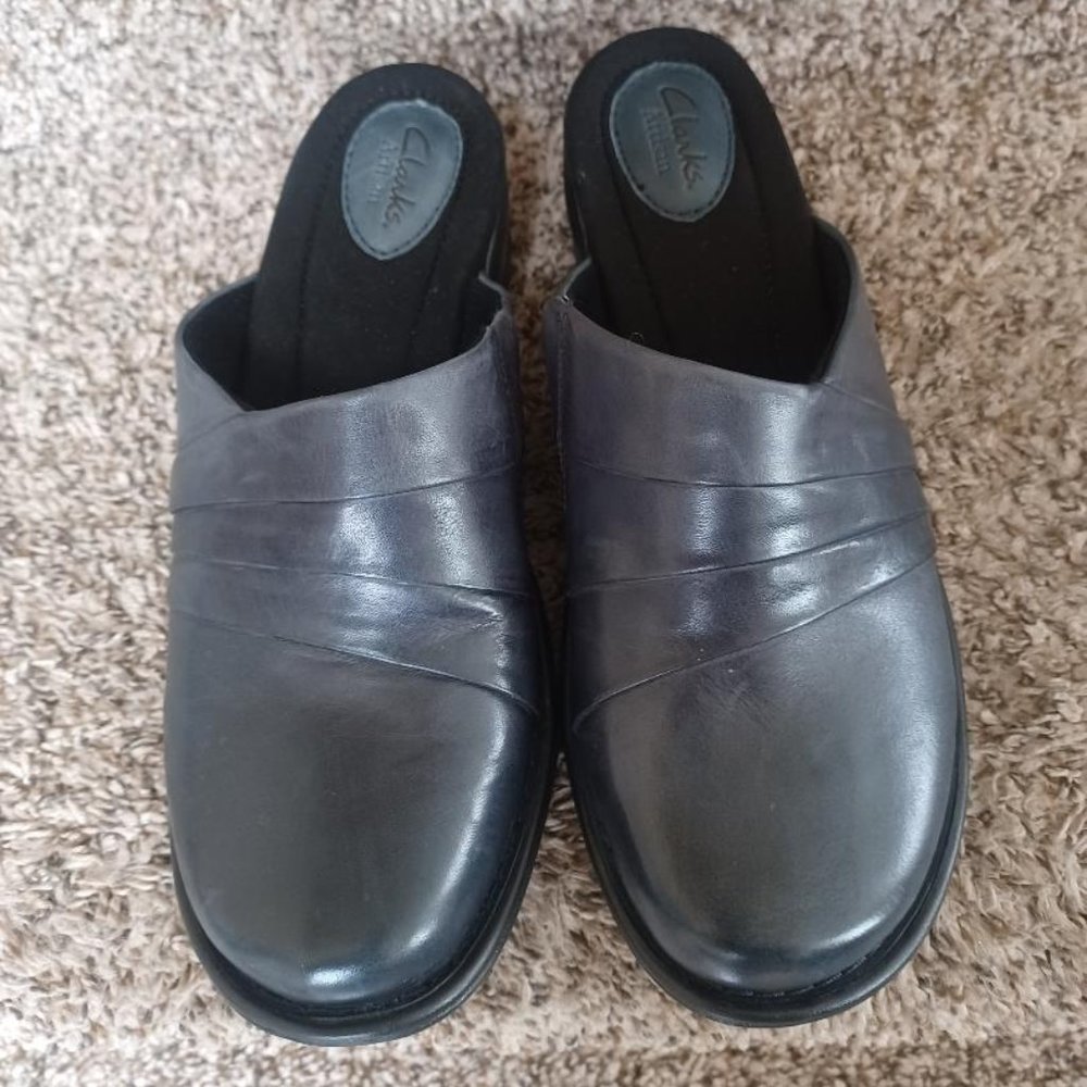 Clarks - grey slip on mule